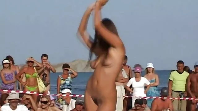 古い姪とツバメ エッチ 動画 沢井 亮