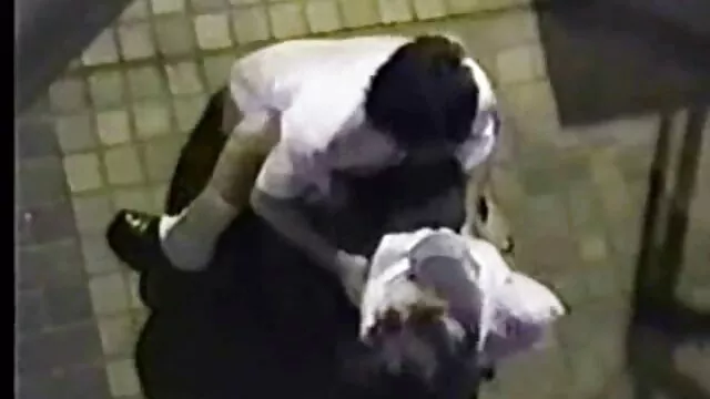 ロシアbitch剥離でフロントのカメラ エッチ な 主婦 動画