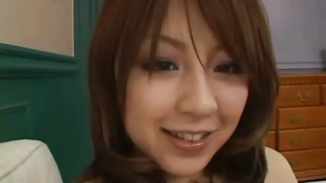美しいホステスと巨乳が吸います フェラ エッチ 動画