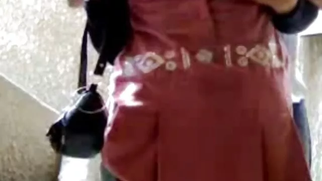 お友達と遊んで楽しい時を過します 男 と 女 の エロ い 動画