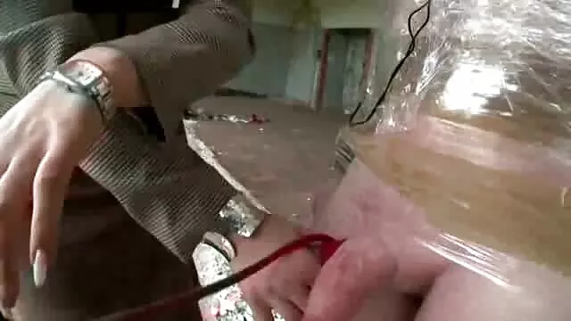 女の子との束縛はハードを支配するのが楽しい 女の子 ため の エロ 動画