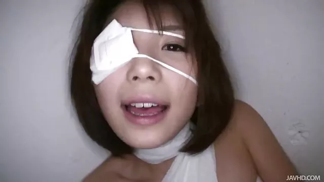 父親は女の子が18歳になるまで待たなければならなかった、酔って、眠りに落ち、ゆっくりと彼女の中に滑り込む 女性 向き 無料 エロ 動画